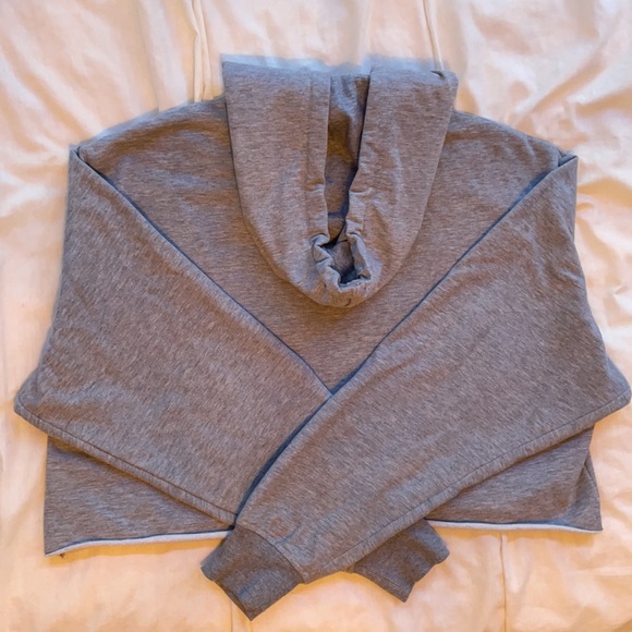 Garage Grey Cropped 3/4 Zip Size S - Picture 2 of 2